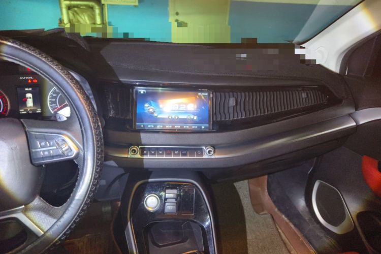 Used Haval H2s 2017 Red-Label 1.5T Dual-Clutch Elite Model Audio And AC Panel