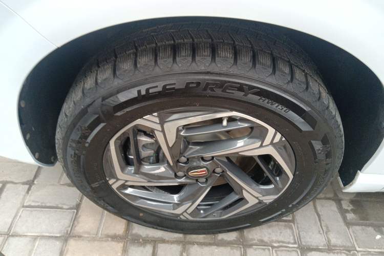 Used Hongqi HS3 2023 1.5T Two-Wheel Drive Shanwei Edition
