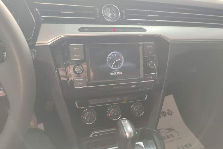 Used Volkswagen Magotan 2019 330TSI DSG Leading Edition China V Standard Audio And AC Panel