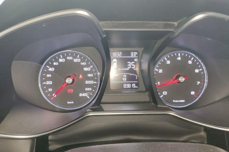 Used MG 6 2017 20T Manual Luxury Smart Connect Version China V Standard
