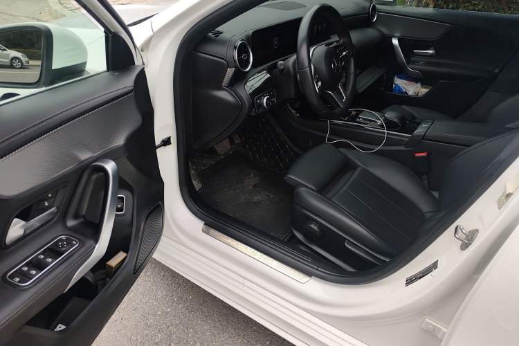 Used Mercedes-Benz A-Class 2020 Facelift A 180 L Sport Sedan Special Configuration