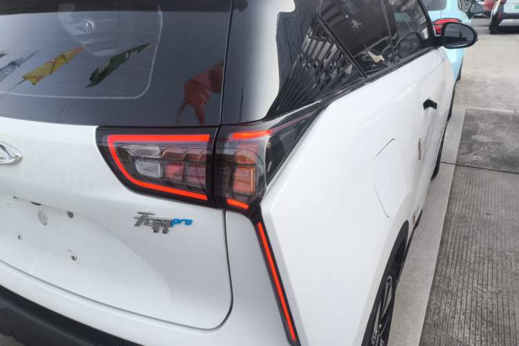 Used Chery New Energy Boundless Pro 2022 301km "Divine Beast" Version with Lithium Iron Phosphate