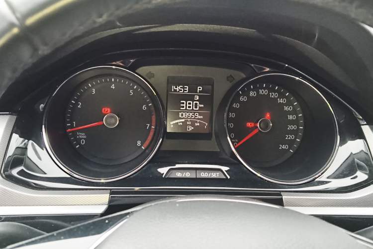 Used Volkswagen Bora 2018 1.5L Automatic Comfort Model Instrument Cluster