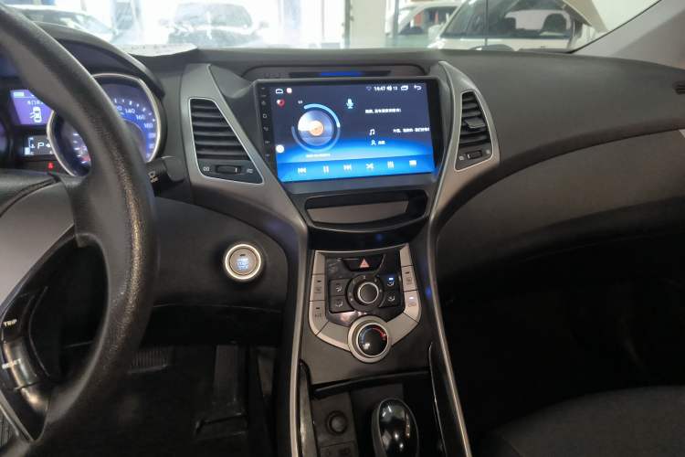 Used Hyundai Elantra (5th Generation / Langdong) 2015 1.6L Automatic Leading Model