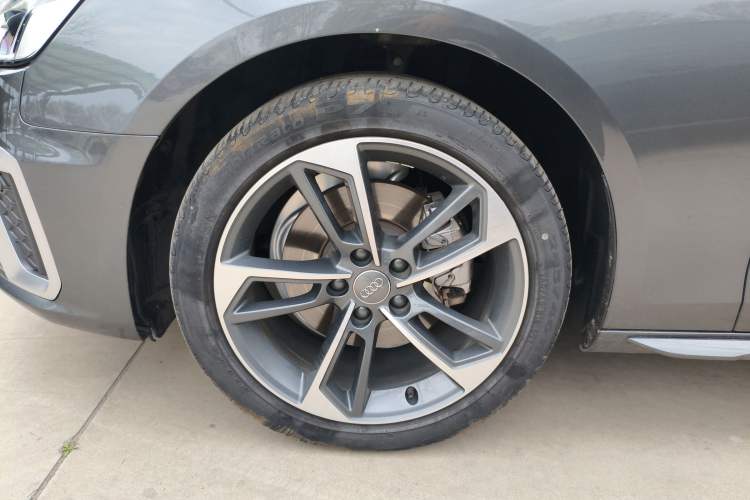 Used Audi A4L 2022 40 TFSI Fashion Dynamic Model
