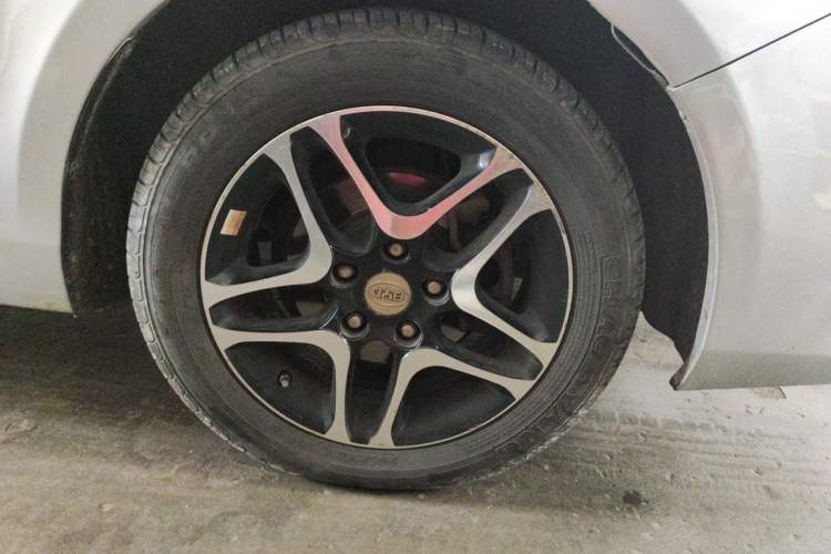 Used BYD G5 2014 1.5TID Automatic Flagship Model
