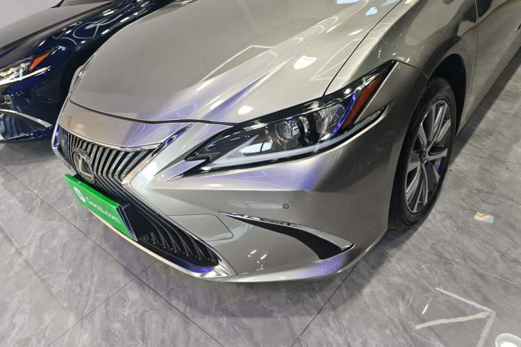 Used Lexus ES 2020 200 Excellence Edition