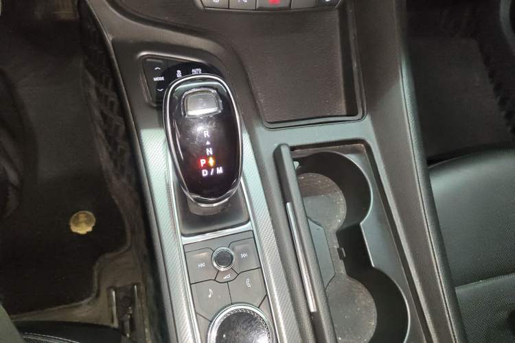 Used Cadillac CT5 2021 Revised 28T Luxury Version Gear Lever