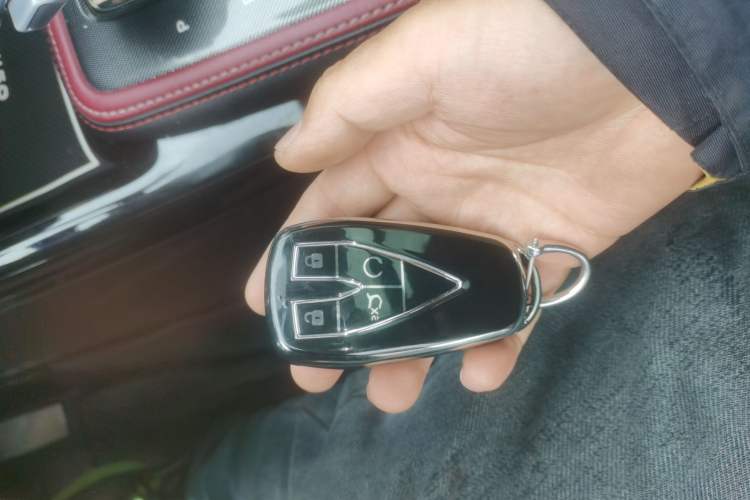 Used CHANGAN OSHAN X5 2021 1.5T DCT Prestige Edition Interior 1