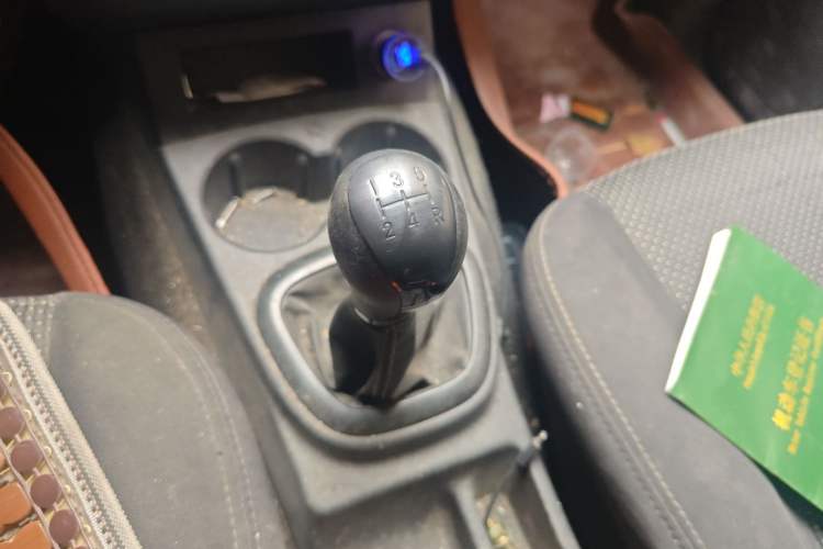 Used Dongfeng Fengon 330 2014 1.5L Manual Utility Version DK15