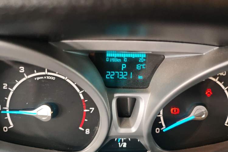 Used Ford EcoSport 2013 1.5L Automatic Prestige Model Odometer Close Up