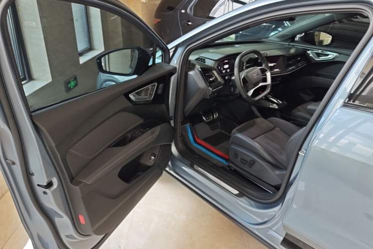 Used Audi Q4 e-tron 2023 40 e-tron Creation Edition Midnight