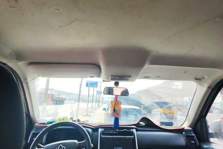 Used CHANGAN OSHAN X70A 2020 1.5L Manual Base Version
