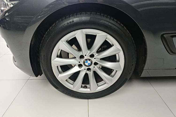 Used BMW 3 Series GT 2019 320i Sport Edition

