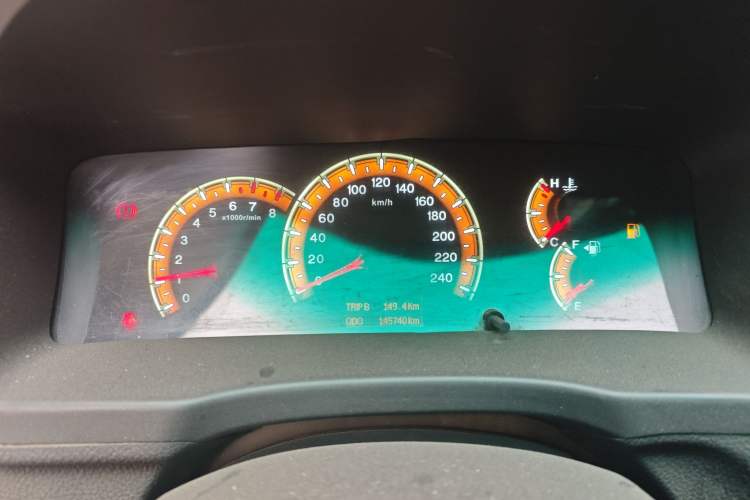 Used BYD F3 2015 Energy-Saving Edition 1.5L Manual Luxury Model Instrument Cluster