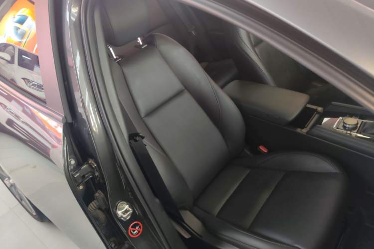 Used Mazda 3 Axela 2022 2.0L Automatic Zhiya Edition
