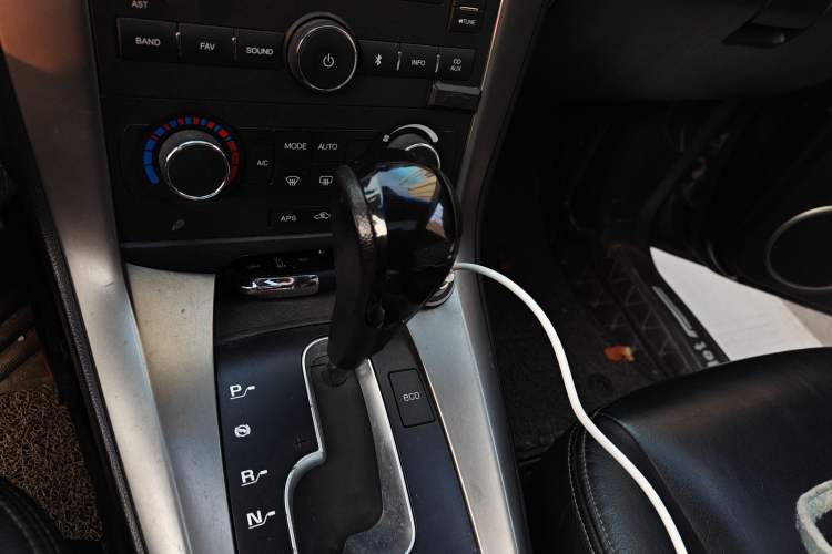 Used Chevrolet Captiva 2012 2.4L 4x4 Flagship Edition 7 Seats