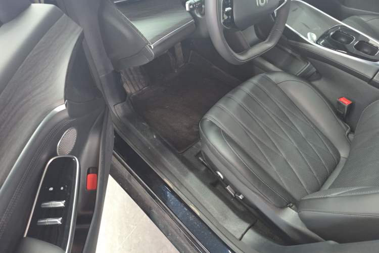 Used CHANGAN NEVO A07 2025 Blue Whale Pure Electric 625 Flagship Model Driver Seat