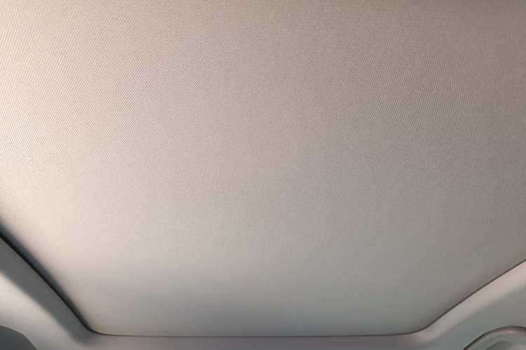 Used Chery Fengyun A8L 2025 1.5 TGDI 145 km Luxury Version Headliner