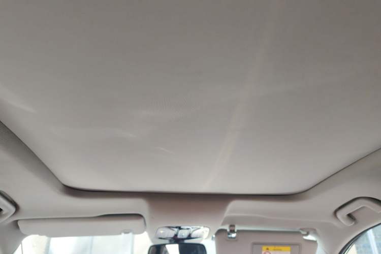 Used GAC Trumpchi GS8 2017 320T Two-Wheel Drive Luxury Smart Connectivity Version (7 Seats)