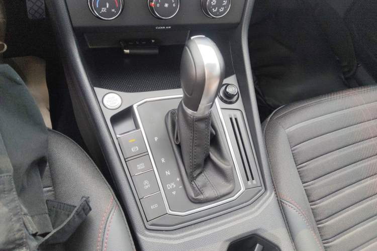 Used Volkswagen Lavida 2023 280TSI DSG Starry Sky Deluxe Edition Gear Lever