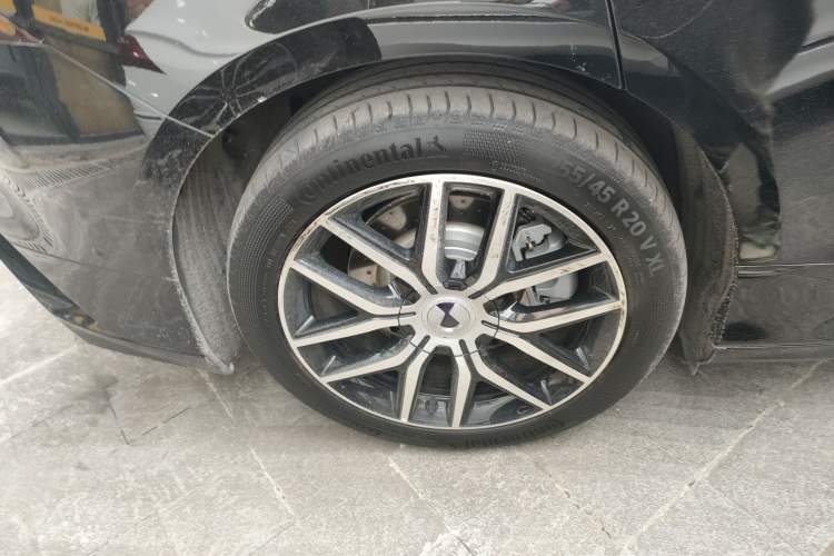 Used Denza Z9 2024 1100 km Four-Wheel Drive Max Version