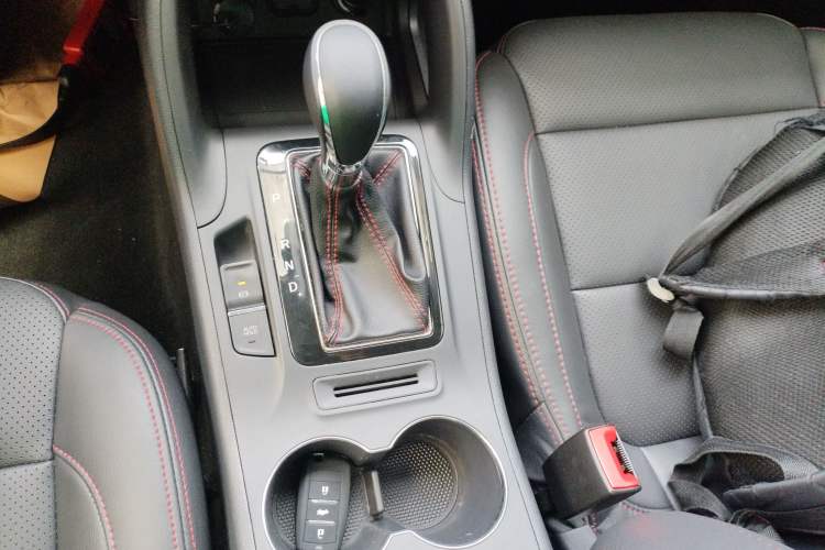 Used CHANGAN CS75 2014 1.8T Automatic Elite Model China IV Standard
