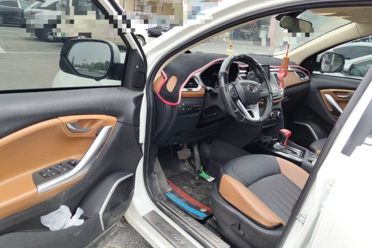 Used Soueast DX7 2015 1.5T Automatic Prestige Model Driver Seat