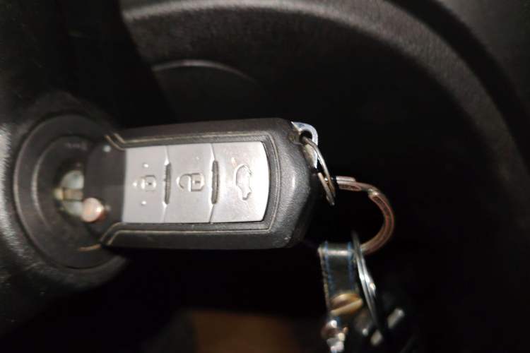 Used GAC Trumpchi GA3S Vision 2014 1.6L Automatic Luxury ESP Version
