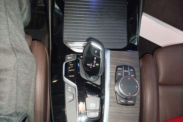 Used BMW X3 2018 xDrive28i Luxury Package China VI Emission Standard Gear Lever