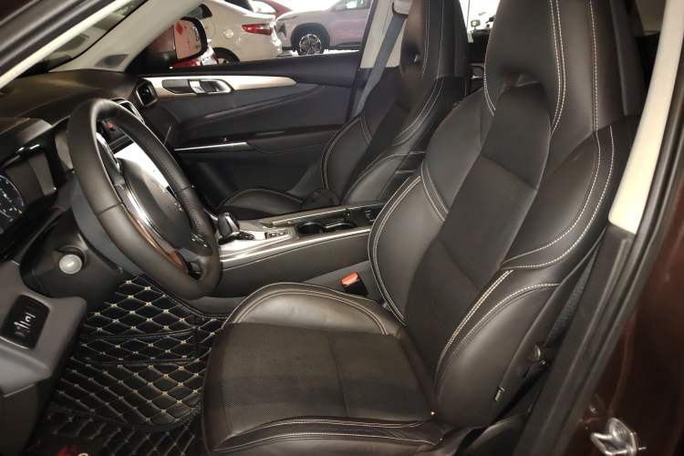 Used Lynk & Co 01 2017 2.0T Two-Wheel Drive Pro Edition
