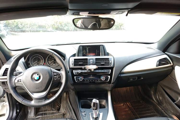 Used BMW 2 Series 2017 220i Convertible Coupe Leading Model