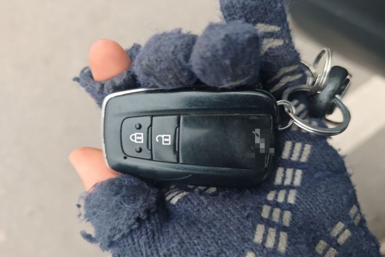 Used Toyota RAV4 2020 Dual-Engine 2.5L E-CVT Two-Wheel Drive Elite Edition
