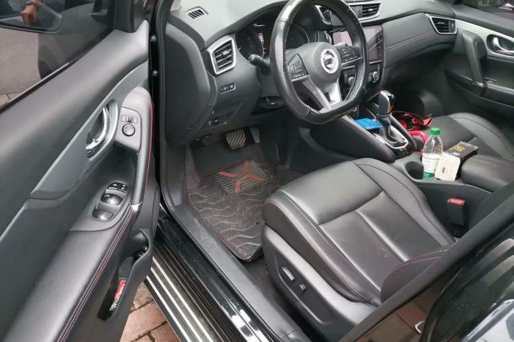 Used Nissan Qashqai 2022 2.0L CVT XV Premier Luxury Edition Driver Seat