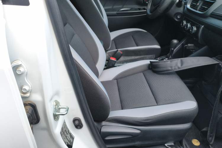 Used Toyota YARiS L Zhi Xuan 2021 X-Trail 1.5L CVT Leading Edition Right Front Seat