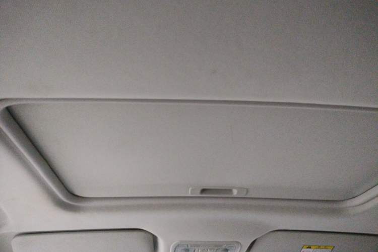 Used BAIC Beijing EU5 2018 R500 Smart Wind Edition