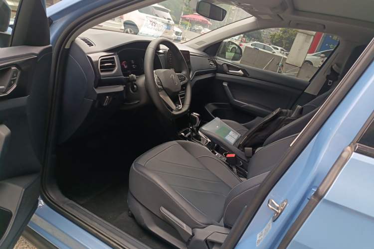 Used Volkswagen Tharu 2025 NewRui 300TSI Prestige Edition