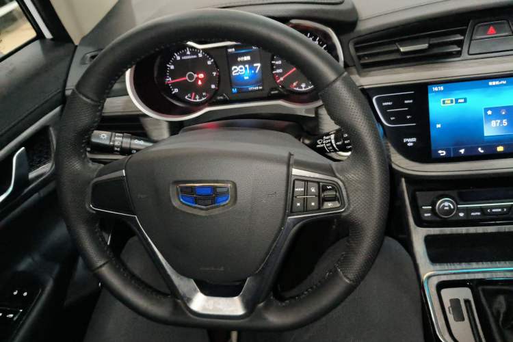 Used Geely Auto Emgrand GS 2018 Elegant Edition 1.8L Manual LingShang Model Steering Wheel