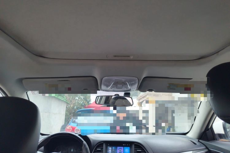 Used GAC Trumpchi GA6 2015 1.6T Manual Elite Model
