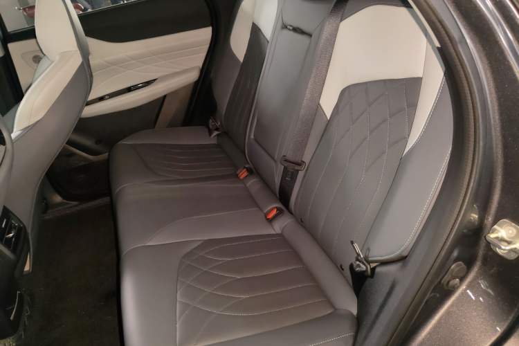 Used Changan UNI-Z New Energy 2024 Blue Whale Smart Electric iDD 125km Beyond Edition