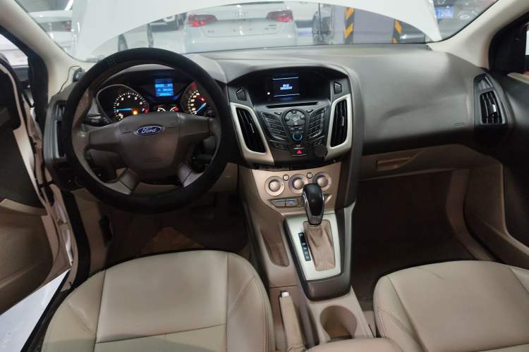 Used Ford Focus 2012 Sedan 1.6L Automatic Comfort Model
