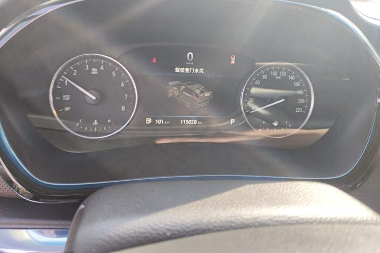 Used Buick GL8 2020 Land Business Class 652T Luxury Model
