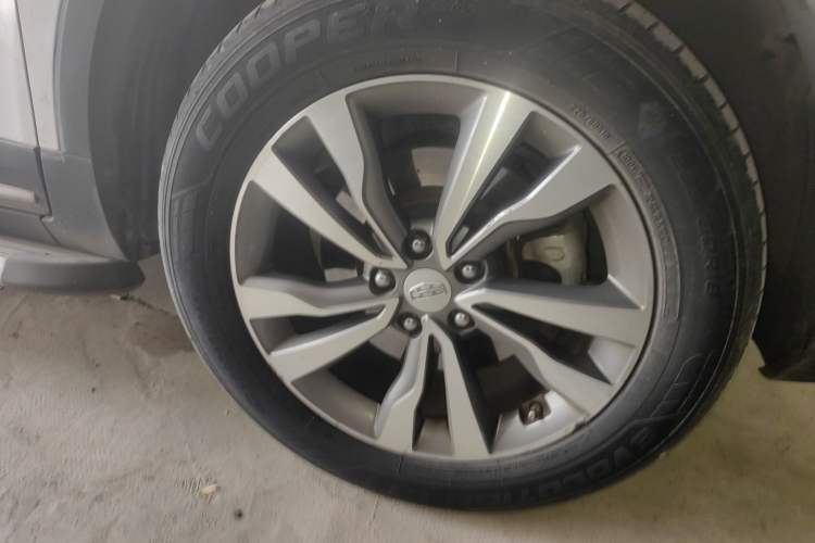 Used Geely Auto Emgrand X7 Sport 2016 1.8TD Automatic ZhiZun Version
