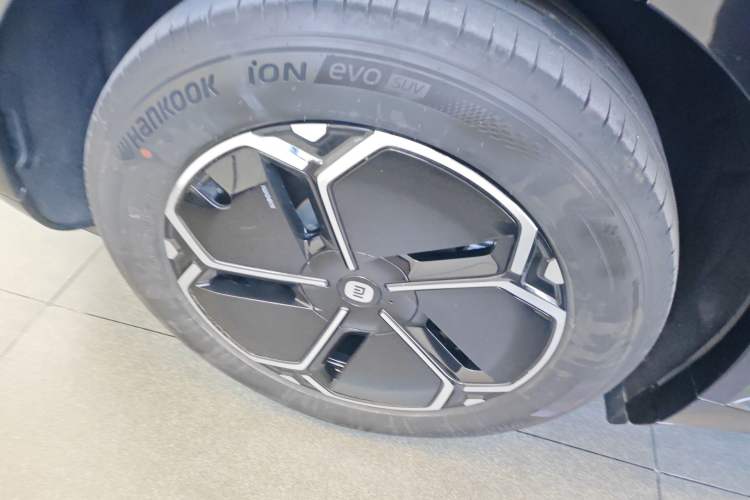 Used Xiaomi Auto YU7 2025 Ultra-Long Range All-Wheel Drive Pro Version