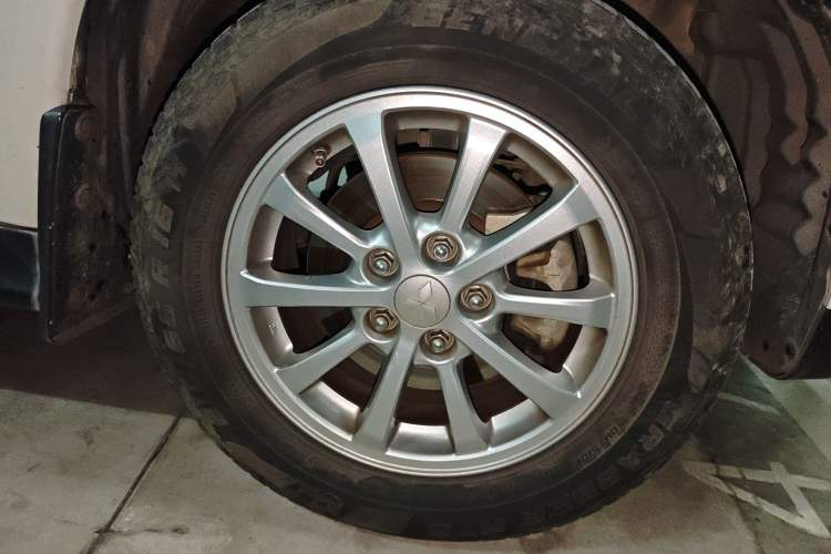 Used Mitsubishi ASX 2013 1.6L Manual Two-Wheel Drive Standard Edition