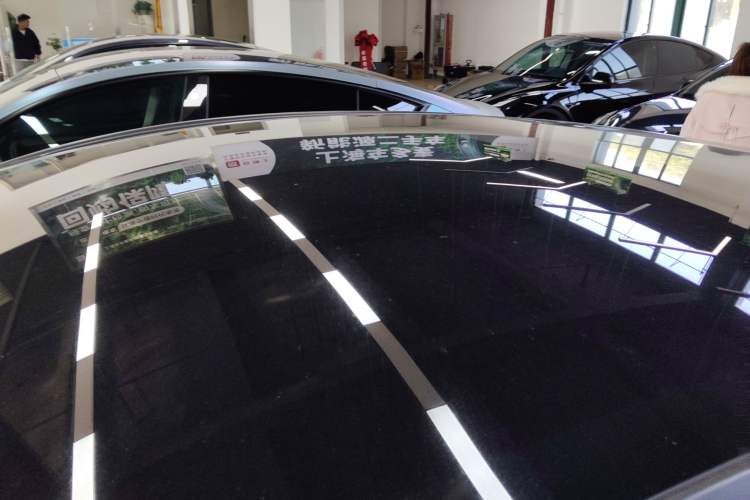 Used Tesla Model Y 2021 Long-Range All-Wheel-Drive Version