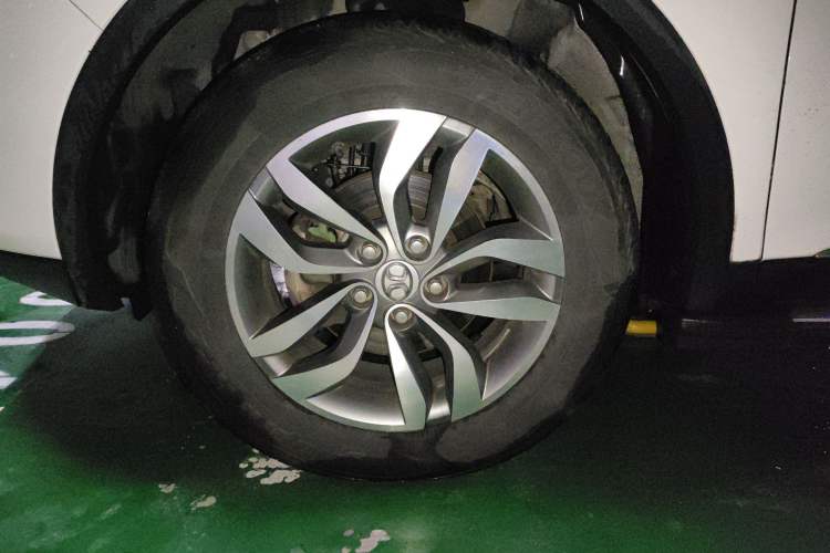 Used BAIC Senova X65 2015 2.0T Automatic Elite Model