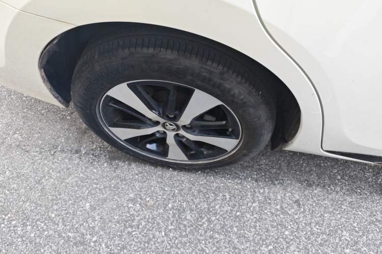 Used Toyota Levin Hybrid E+ 2019 1.8L GS E-CVT Elite Model with Sunroof
