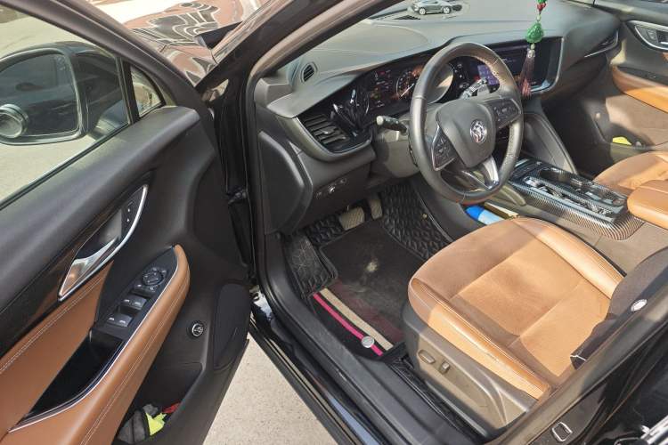 Used Buick Envision 2020 Encore S 652T Two-Wheel Drive Luxury Model
