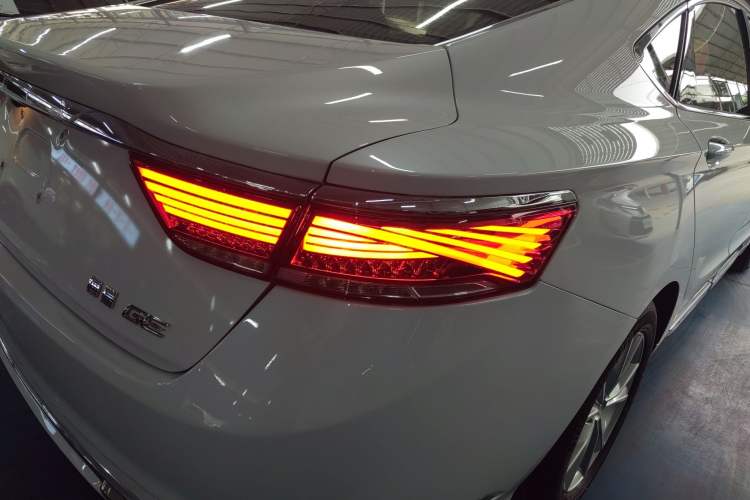 Used Geely Auto Emgrand GT 2018 1.5T MHEV Yaoxiang Edition
